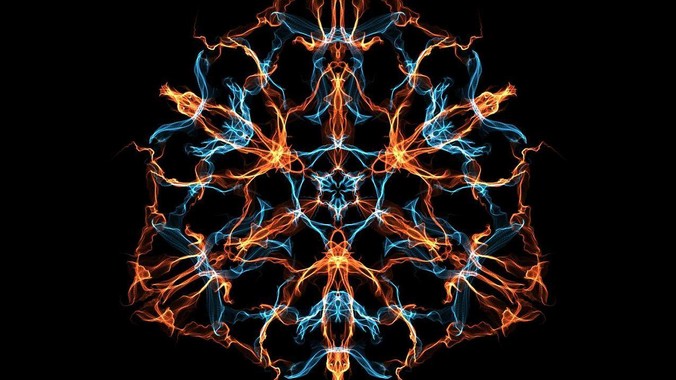 敢不敢留下一张自拍照让人打分?